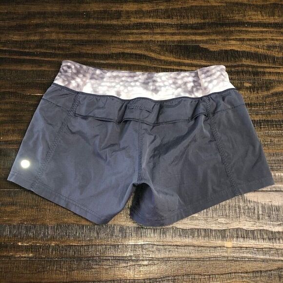 Lululemon All Time Short Stretch Women’s Size 6 Workout Training Gum Yoga - Picture 3 of 10